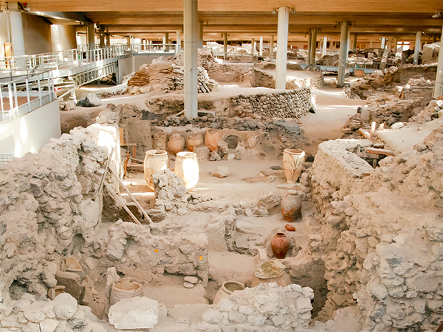 santorini-akrotiri-guided-tour