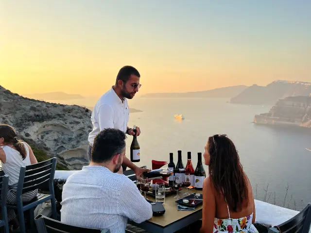 get your guide to Akrotiri and enjoy a wine tasting private santorini tour