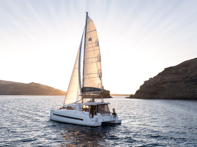 catamaran-sunset-oia-cruise-full-day